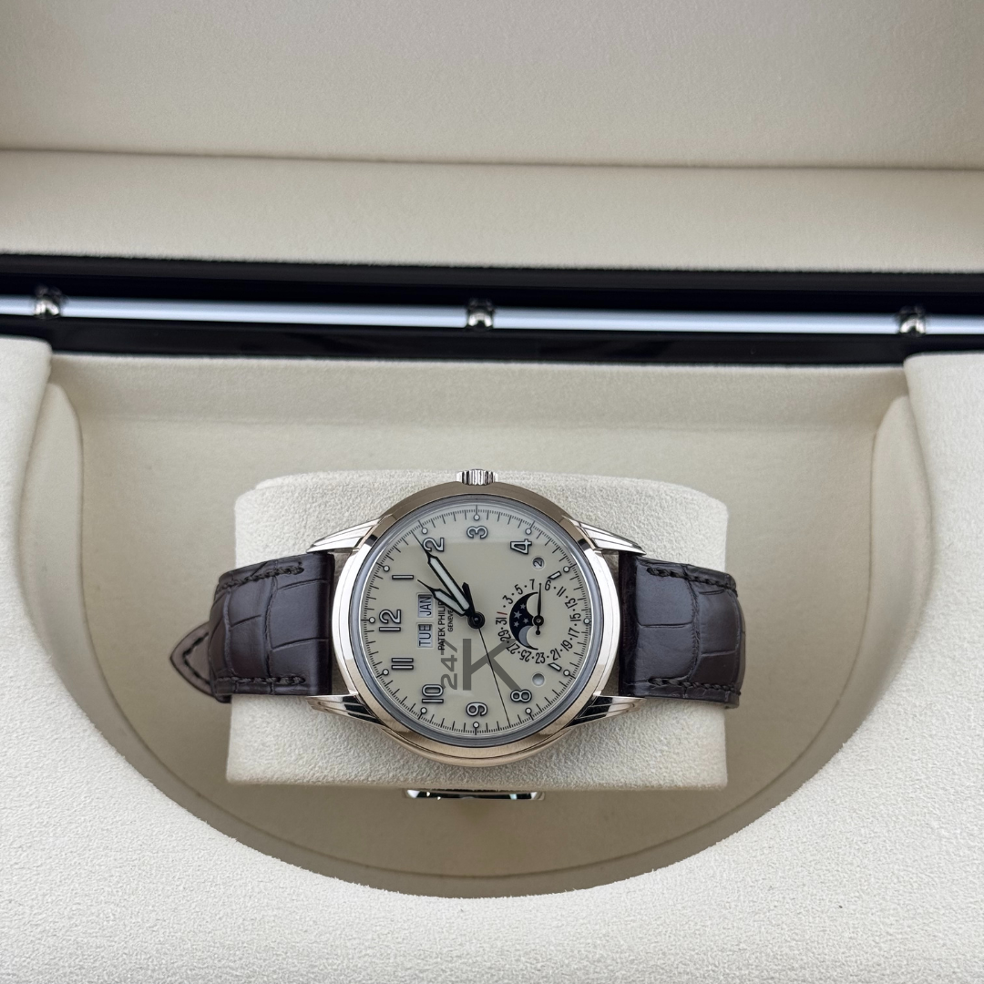 Patek Philippe 5320G